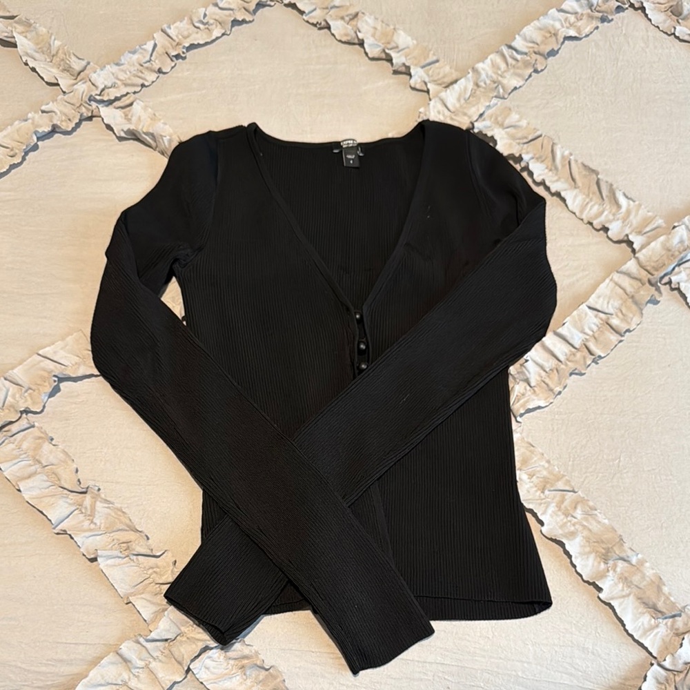 Express Body Contour Black V-Neck Button-Up Women's Top